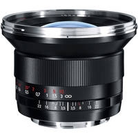 Zeiss Distagon T* 18mm f/3.5 ZE Wide Angle Lens Canon EF Mounts