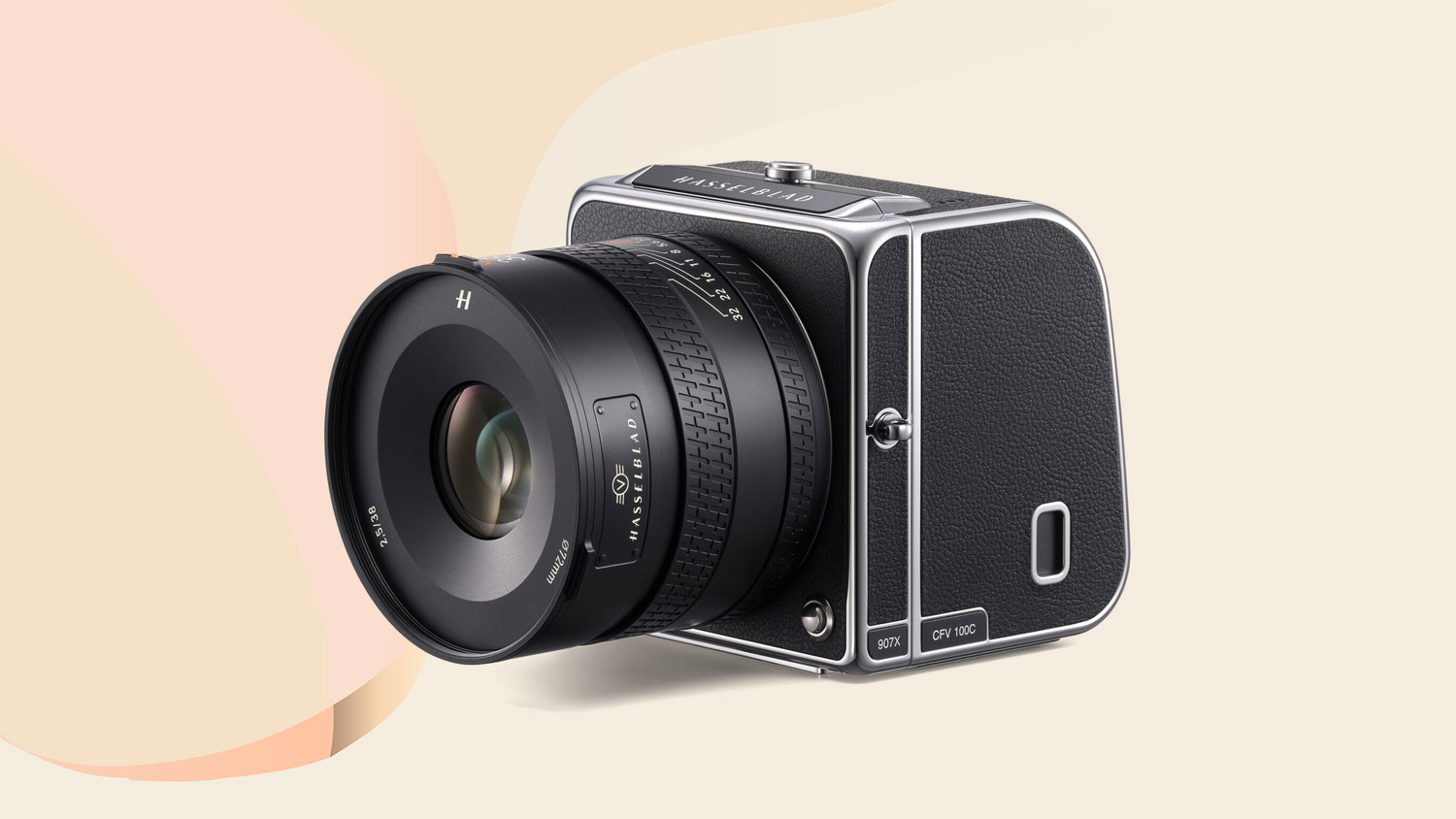 Hasselblad 907X & CFV 100C