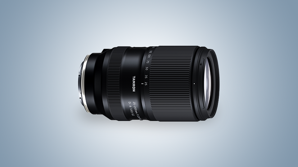 Tamron 25-200mm f/2.8-5.6 Di III VXD G2 Lens Tamron 25-200mm f/2.8-5.6 Di III VXD G2 Lens