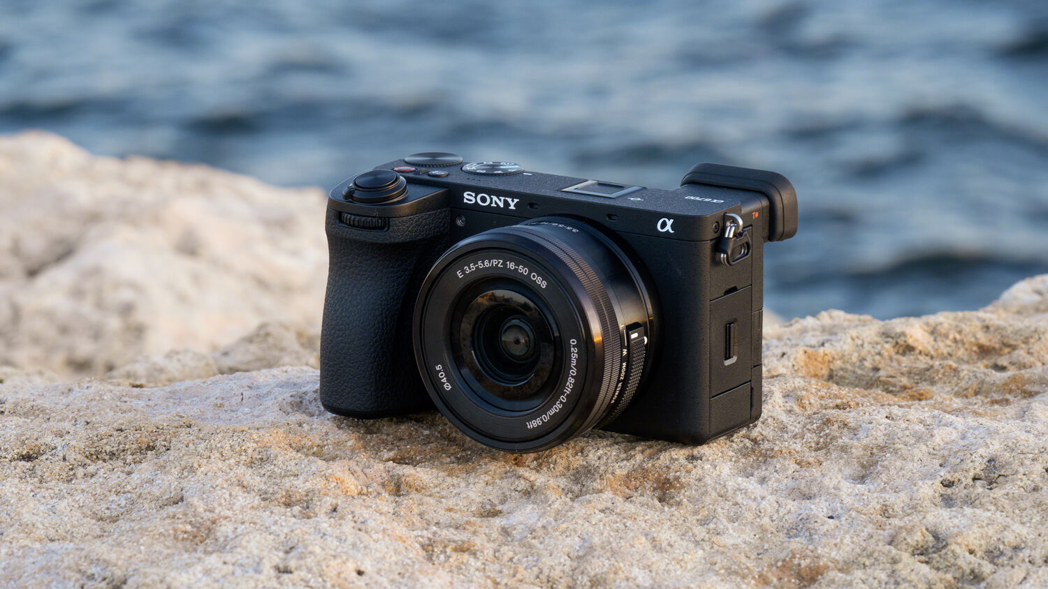 Sony Alpha 6700