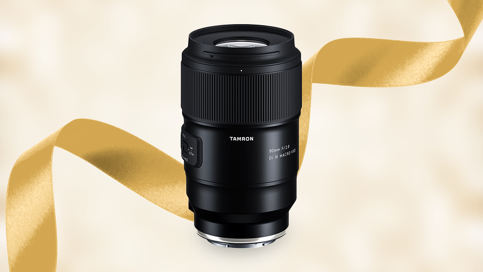 Tamron 90mm f/2.8 Di III VXD Macro Lens