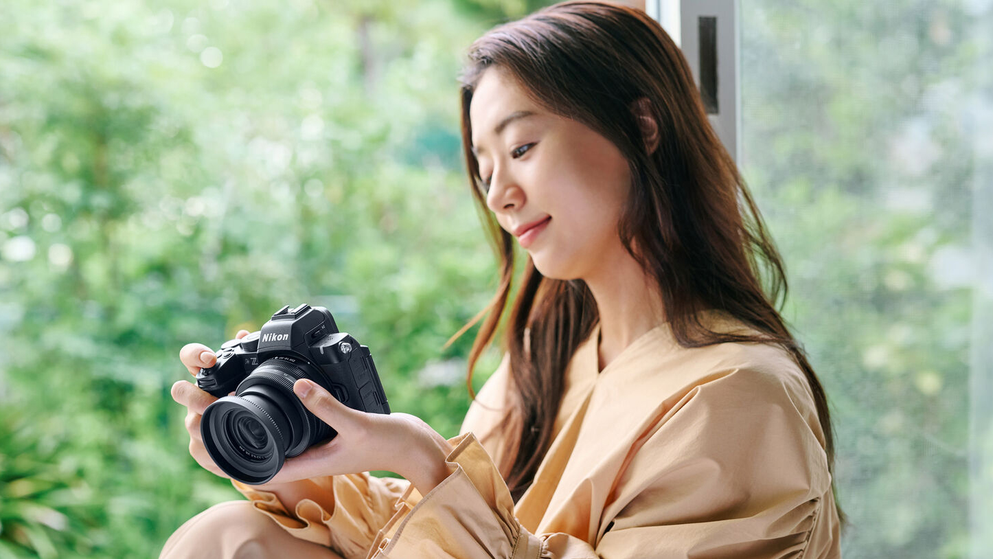 Nikon Z50 II Mirrorless Camera with 16-50mm Lens Nikon Z50 II Mirrorless Camera with 16-50mm Lens