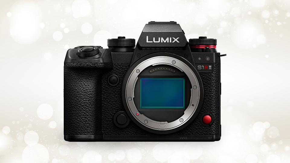 Panasonic Lumix S1R II Mirrorless Camera Panasonic Lumix S1R II Mirrorless Camera