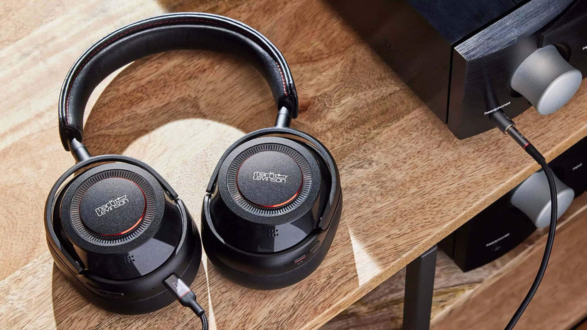 Mark Levinson No 5909 High-Resolution Wireless Headphones with ANC Mark Levinson No 5909 High-Resolution Wireless Headphones with ANC