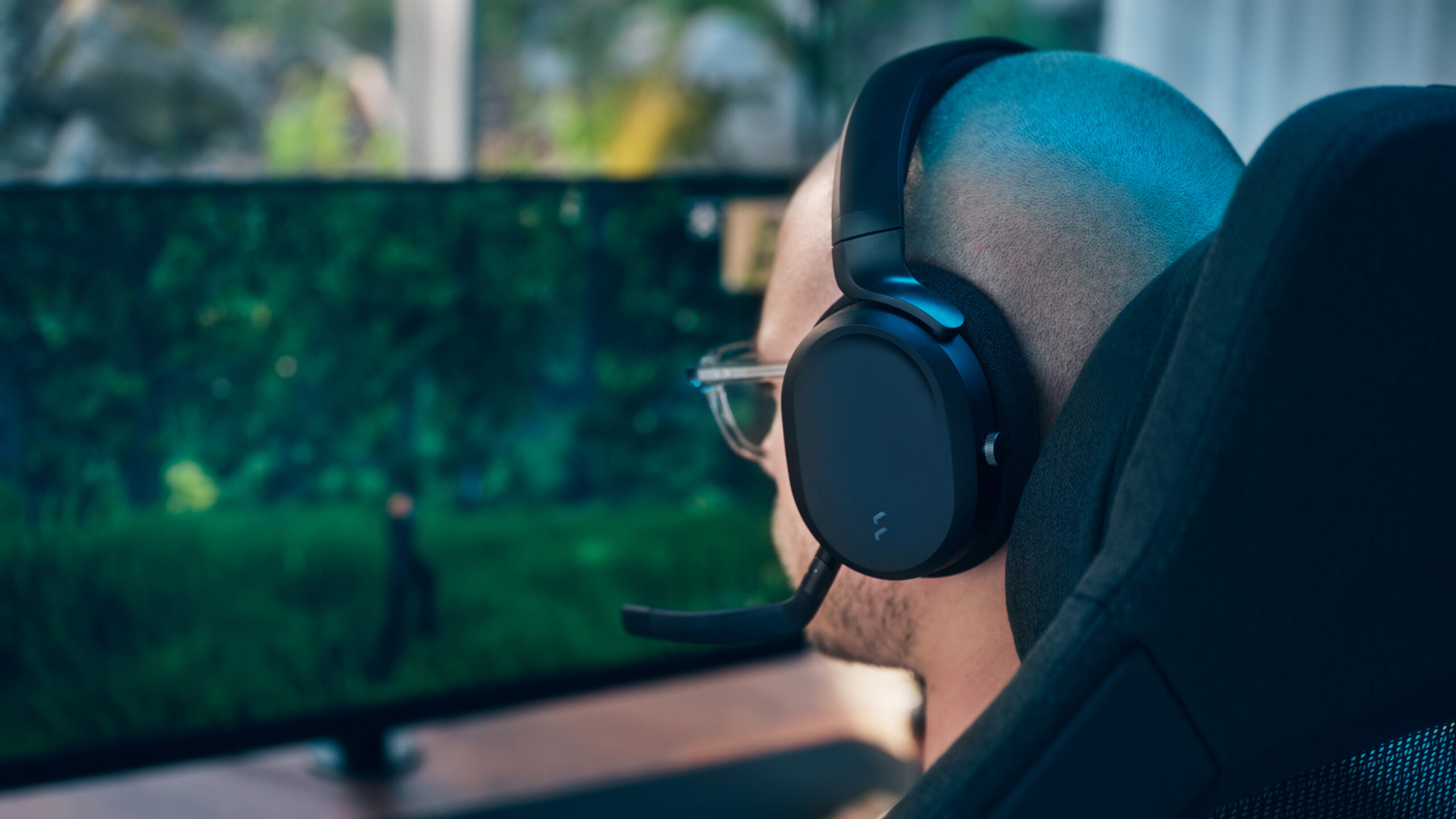 Fractal Design Scape Light Wireless RGB Gaming Headset