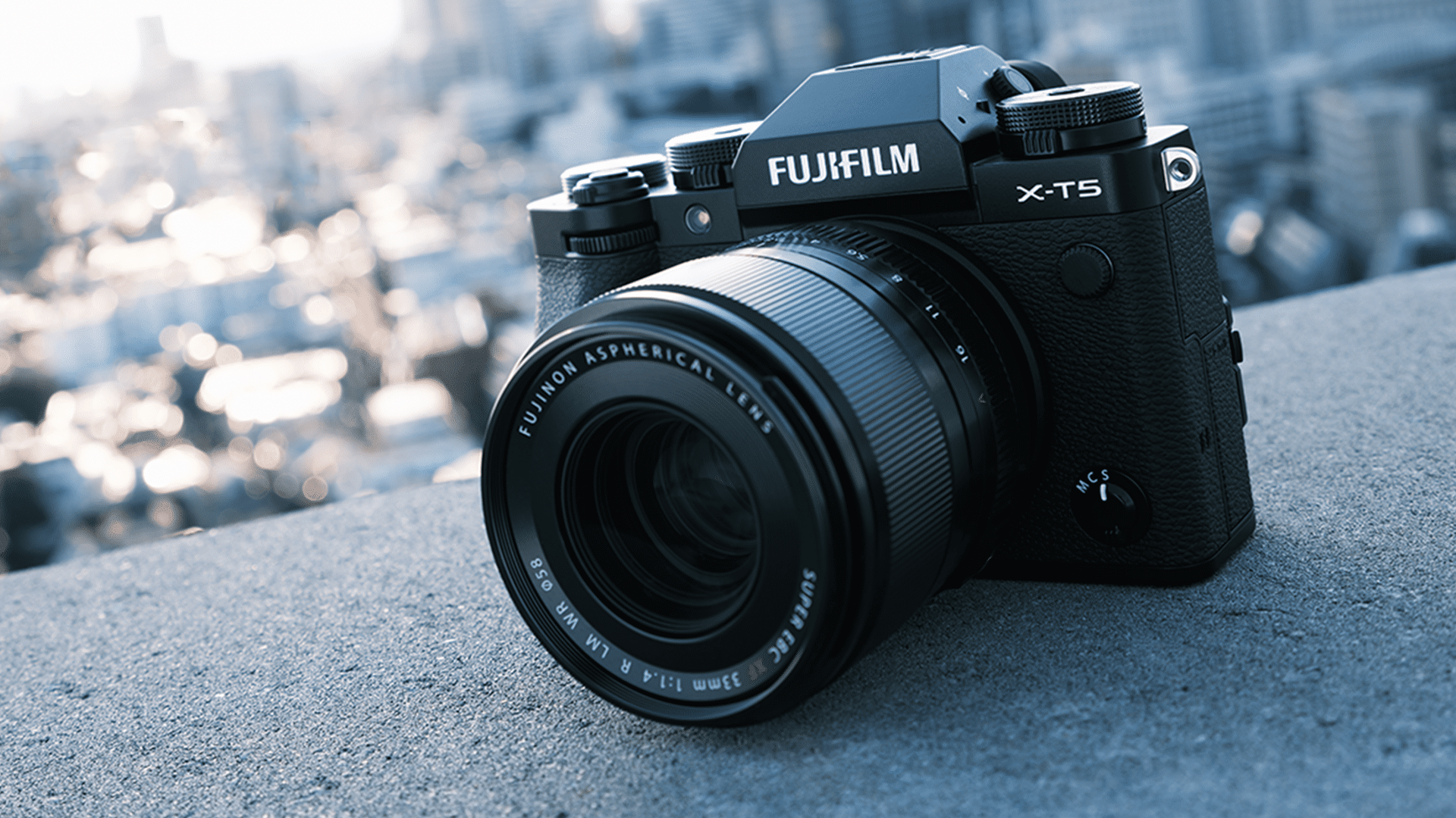 FUJIFILM X-T5 Mirrorless Camera FUJIFILM X-T5 Mirrorless Camera