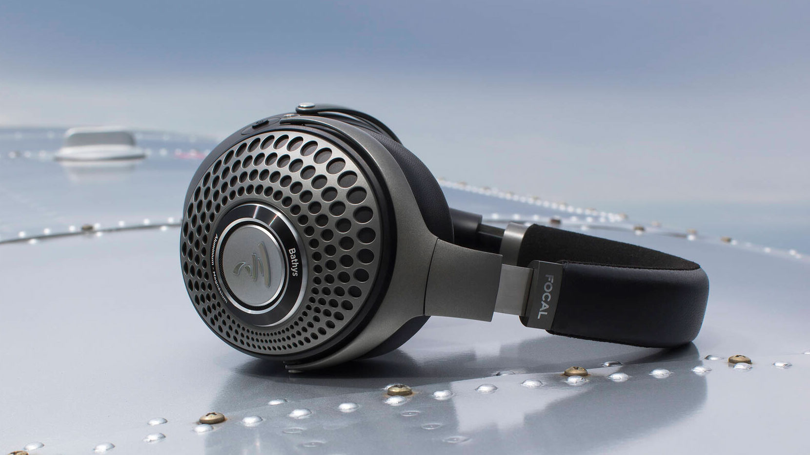 Focal Bathys Noise-Canceling Wireless Over-Ear Headphones Focal Bathys Noise-Canceling Wireless Over-Ear Headphones