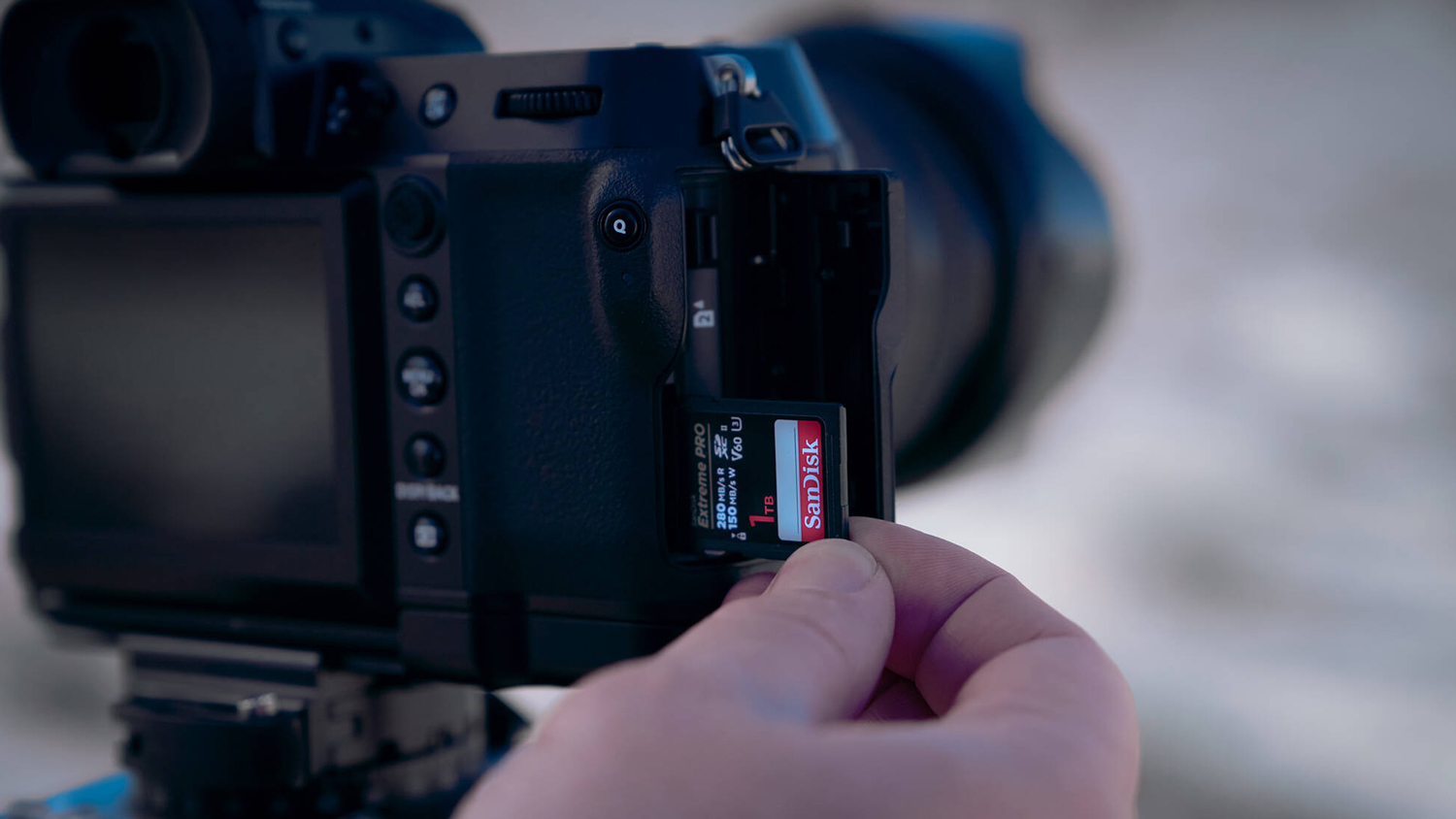 SanDisk 128GB Extreme PRO UHS-II SDXC Memory Card SanDisk 128GB Extreme PRO UHS-II SDXC Memory Card
