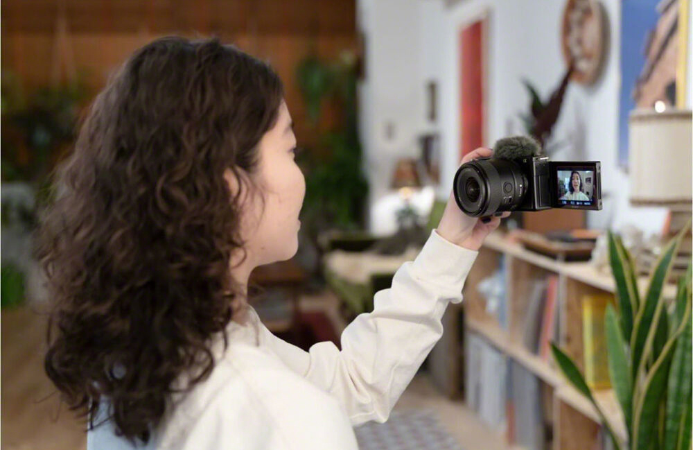 Sony E 11mm f/1.8 Lens