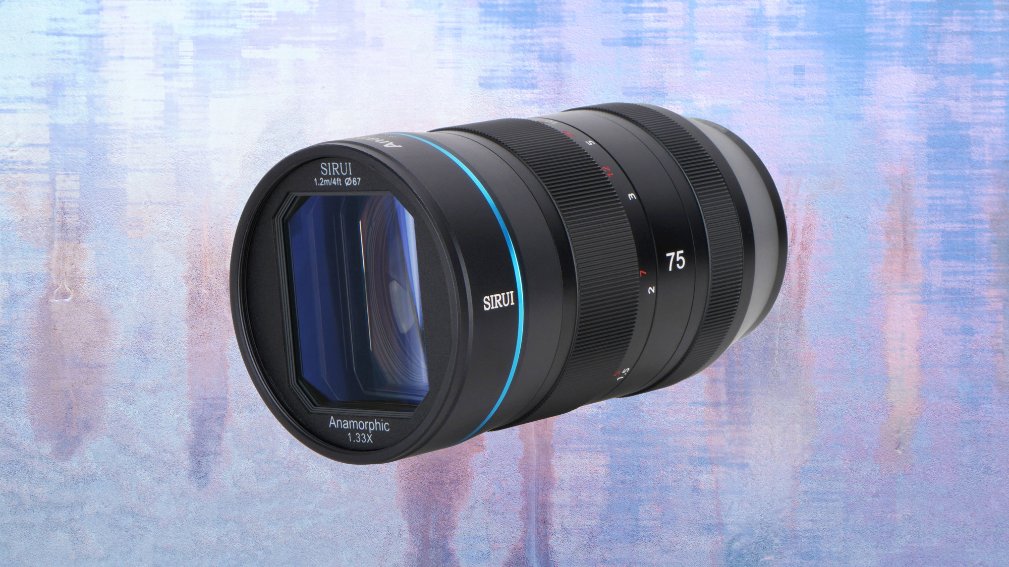Sirui 75mm f/1.8 Super35 Anamorphic 1.33x Lens