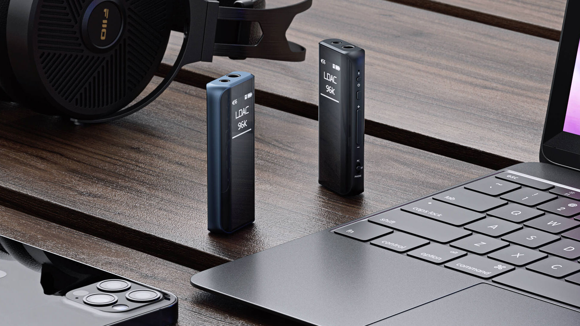 FiiO BTR15 Portable Bluetooth DAC and Headphone Amplifier FiiO BTR15 Portable Bluetooth DAC and Headphone Amplifier