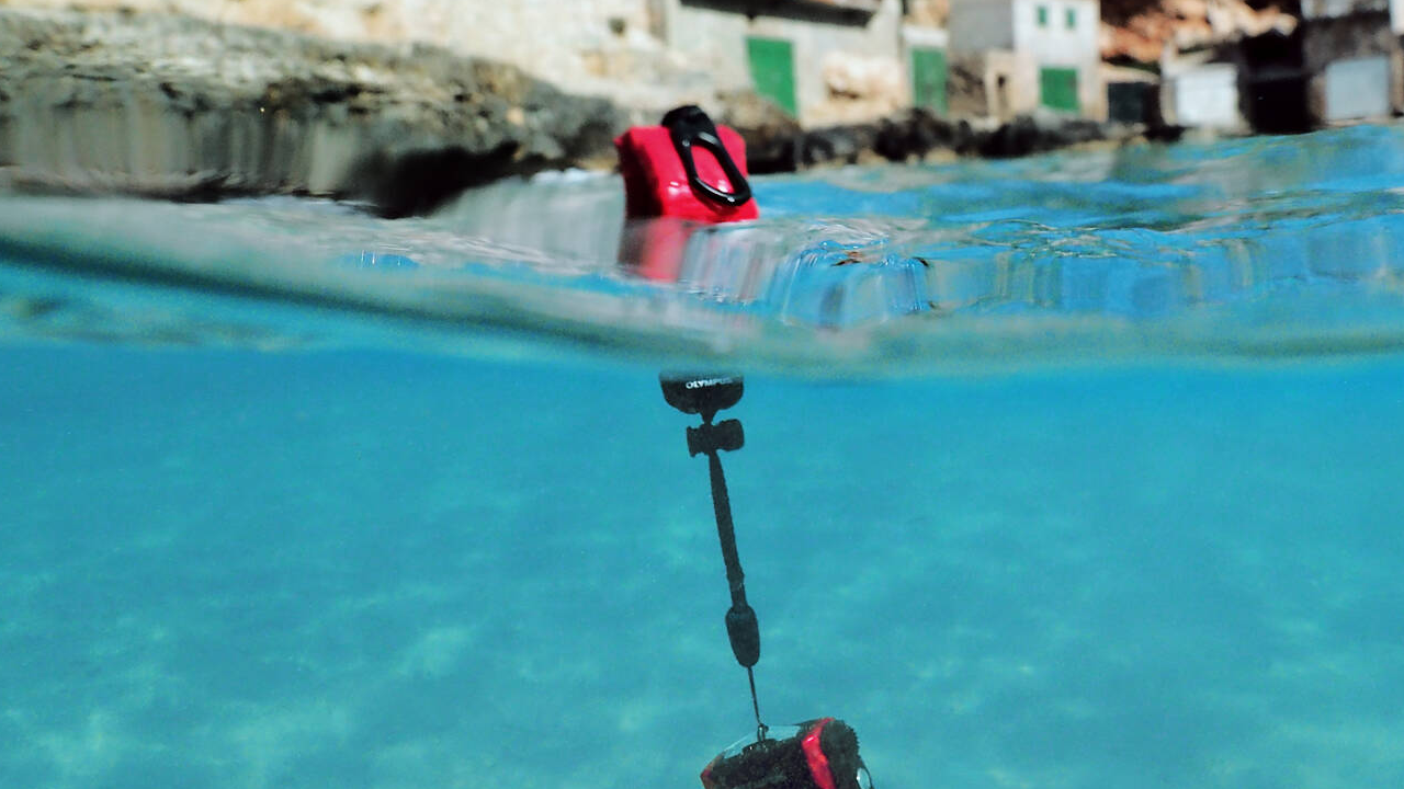 OM SYSTEM CHS-09 Floating Wrist Strap