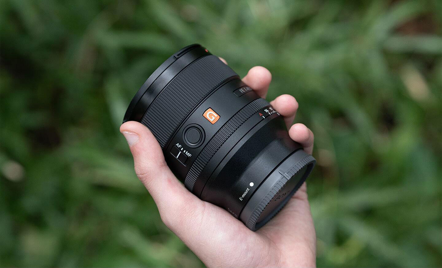 Sony FE 35mm f/1.4 GM Lens | B&H eXplora