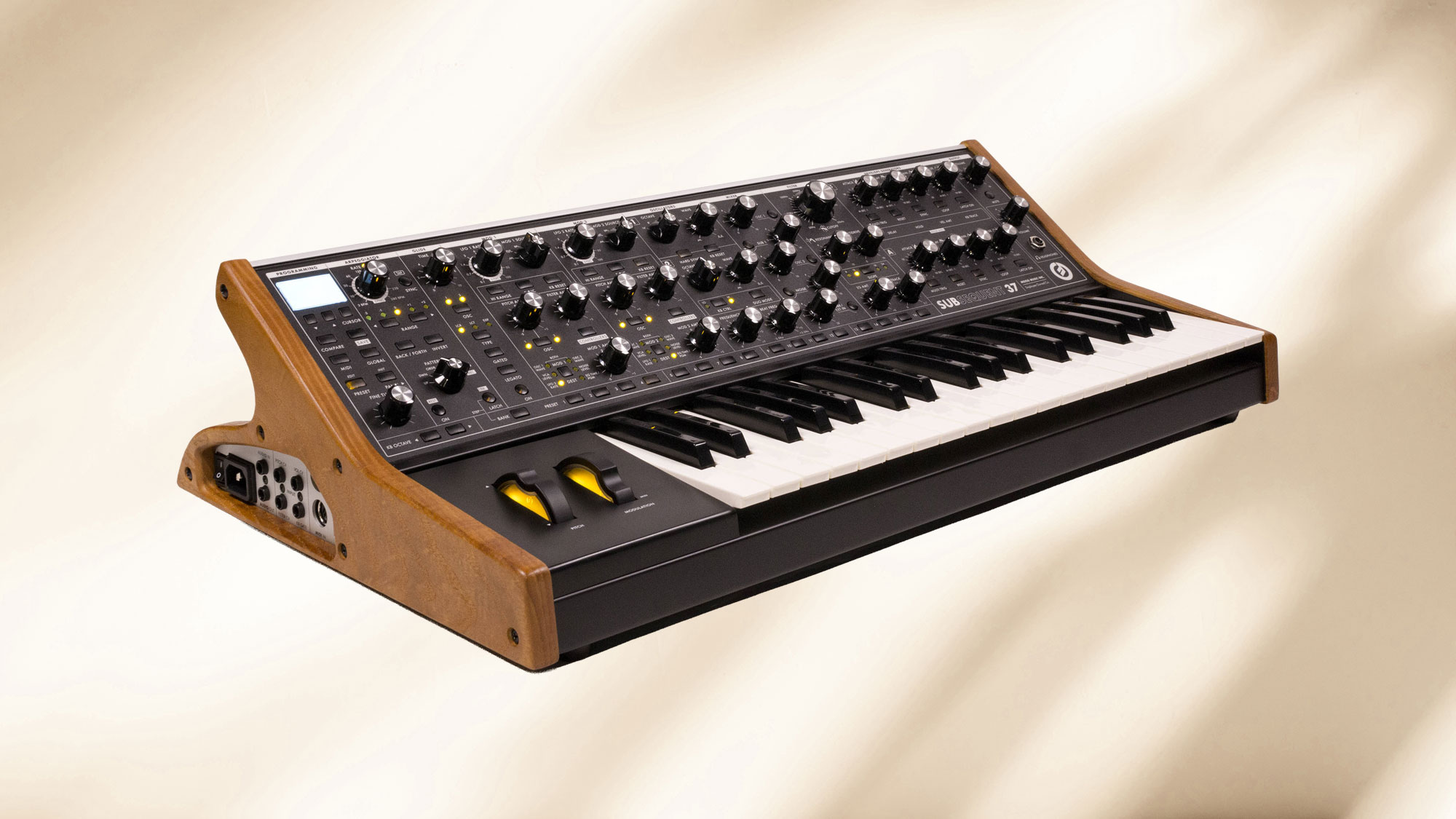 Moog Subsequent 37 Paraphonic Analog Synthesizer Moog Subsequent 37 Paraphonic Analog Synthesizer