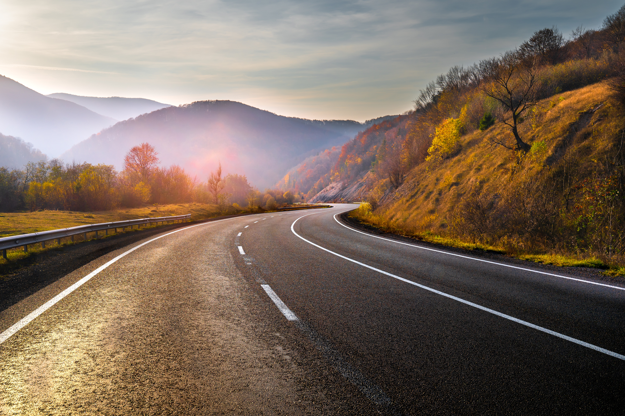 Leading lines don't need to be straight, nor do they need to be continuous. A winding road, boardwalk slats, or a row of trees all do the job. Leading lines don't need to be straight, nor do they need to be continuous. A winding road, boardwalk slats, or a row of trees all do the job.