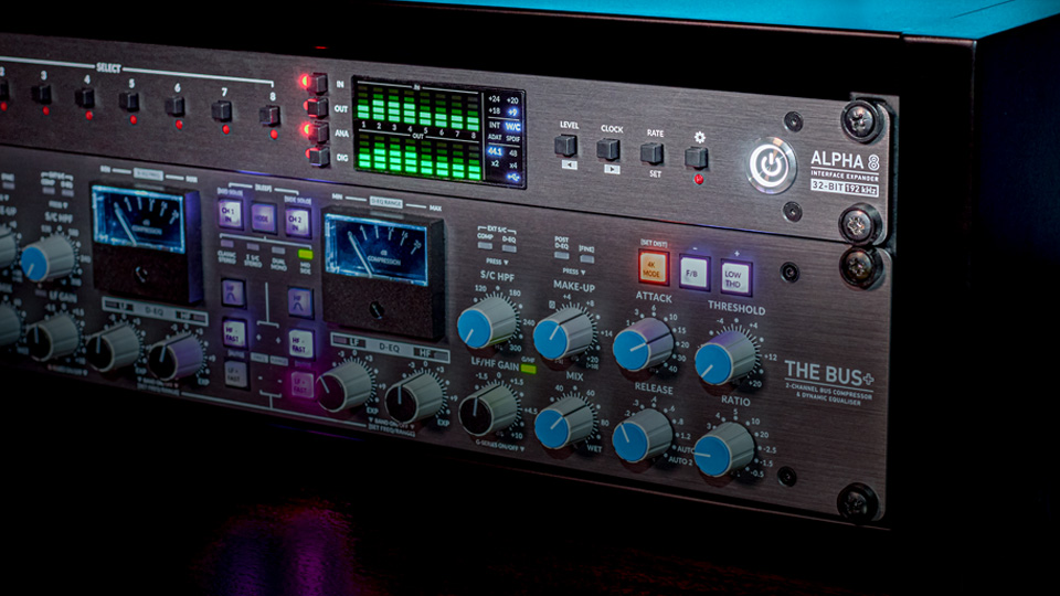 Alpha 8 AD/DA Converter and Audio Interface Alpha 8 AD/DA Converter and Audio Interface