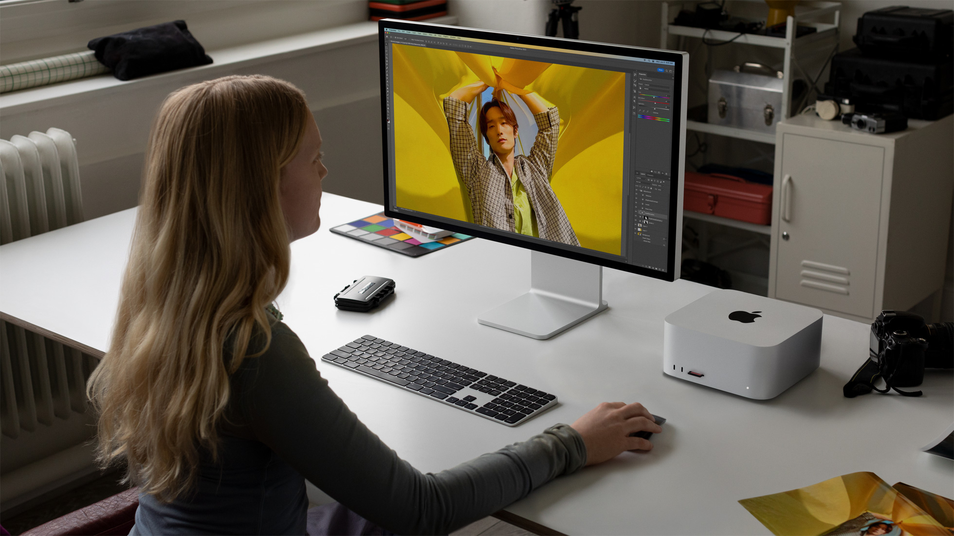 The Mac Studio turned out the be the desktop computer pro creatives were waiting for. Now with the M2 Max and M2 Ultra, the Mac Studio is even more powerful.