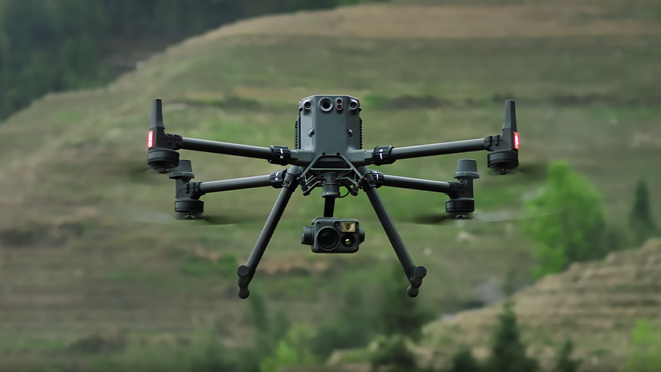 DJI Matrice 350 RTK Commercial Drone with Zenmuse H30T DJI Matrice 350 RTK Commercial Drone with Zenmuse H30T