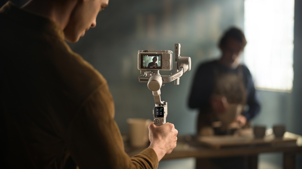 DJI RS 4 Mini Gimbal Stabilizer