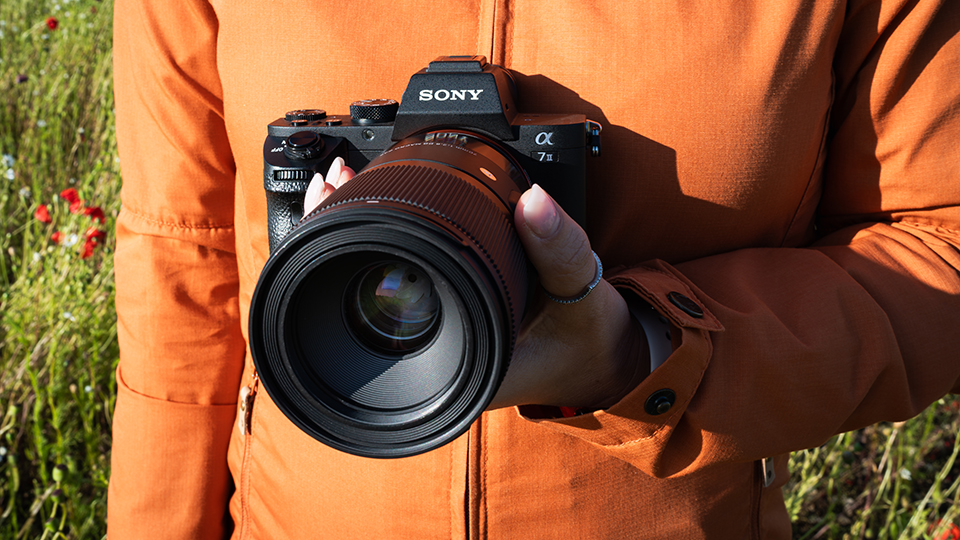 Earlier Mirrorless Generations Used Cameras and Lenses Earlier Mirrorless Generations Used Cameras and Lenses