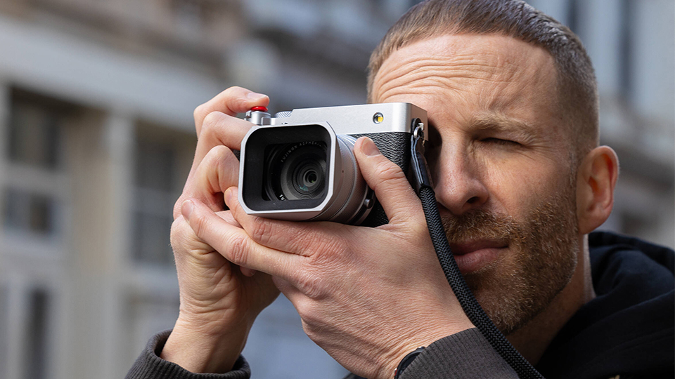 FUJIFILM GFX100RF