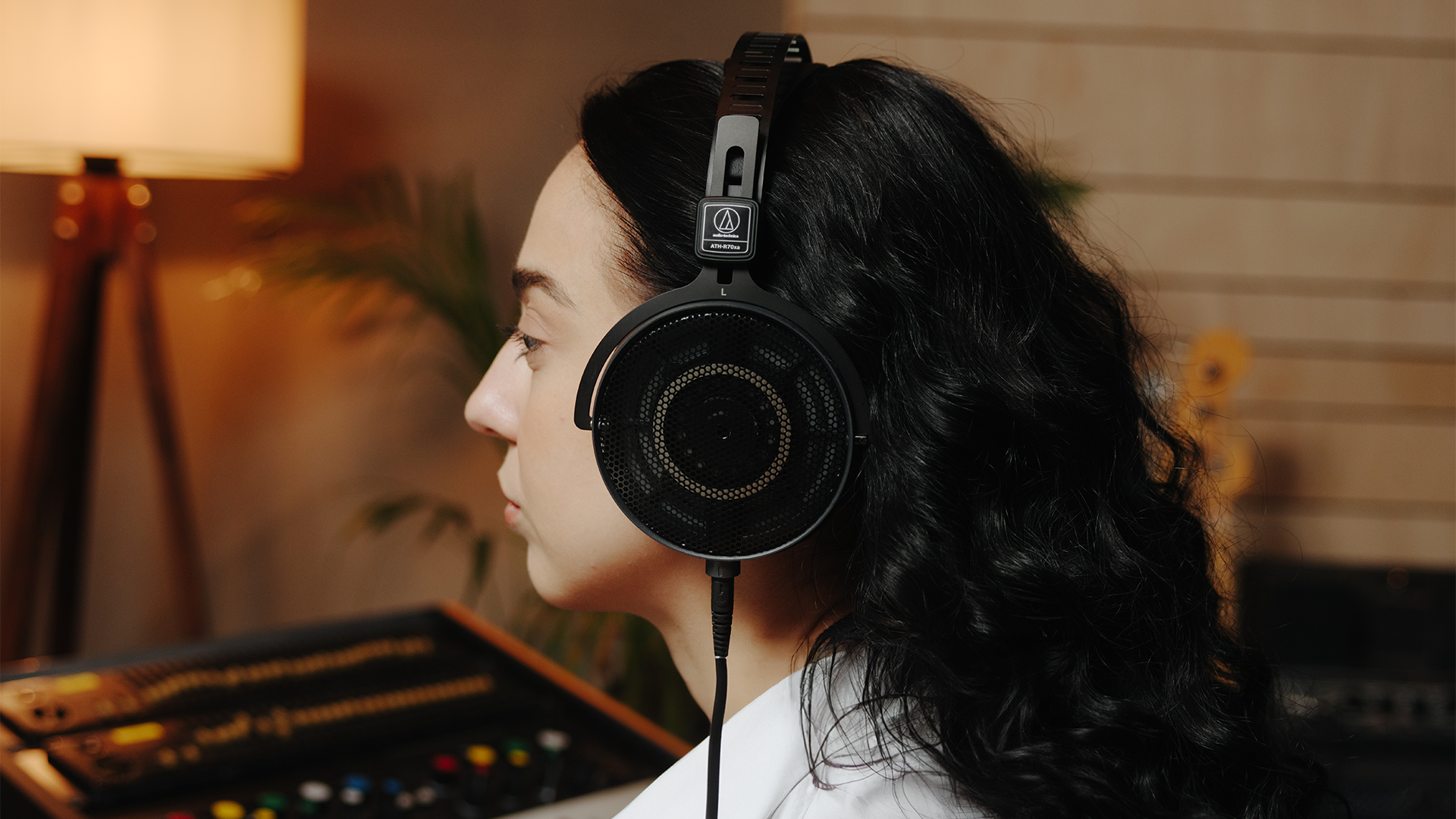 Audio-Technica ATH-R70xa Open Back Reference Headphones