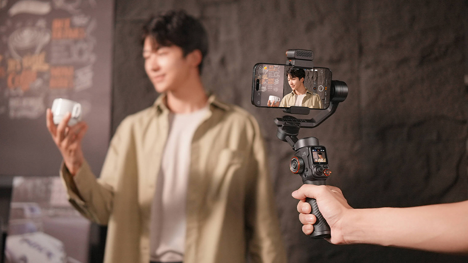 Hohem iSteady M7 AI Tracking Smartphone Gimbal Stabilizer