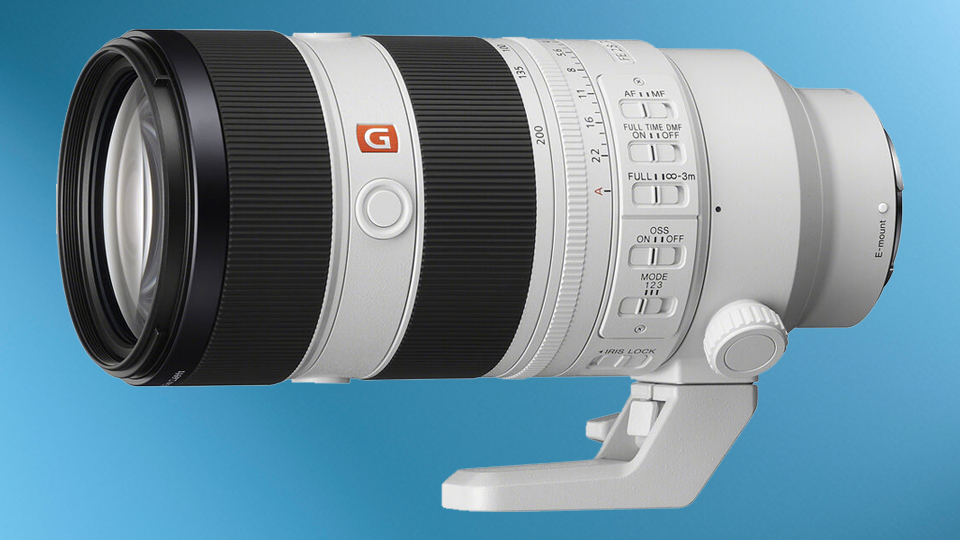 Sony FE 70-200mm f/2.8 GM OSS II Lens Sony FE 70-200mm f/2.8 GM OSS II Lens