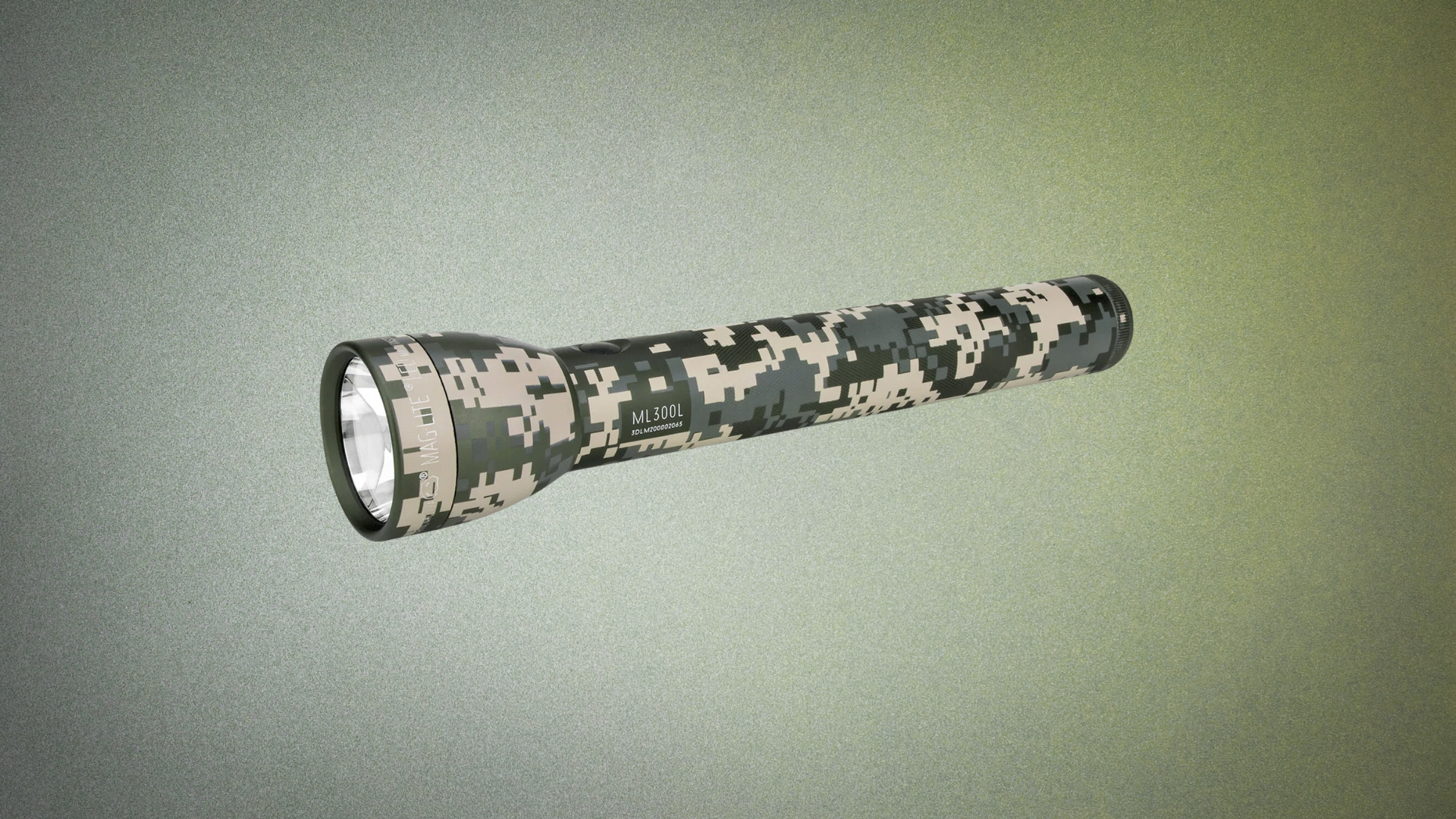 Maglite ML300L LED 3-Cell D Flashlight in Camo