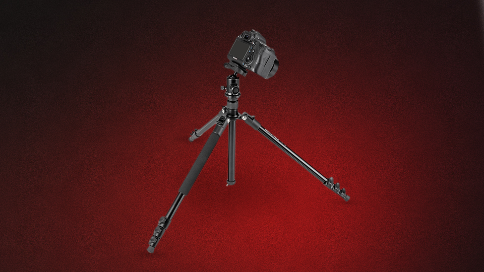 Magnus TR 13 Travel Tripod with Dual Action Ball Head