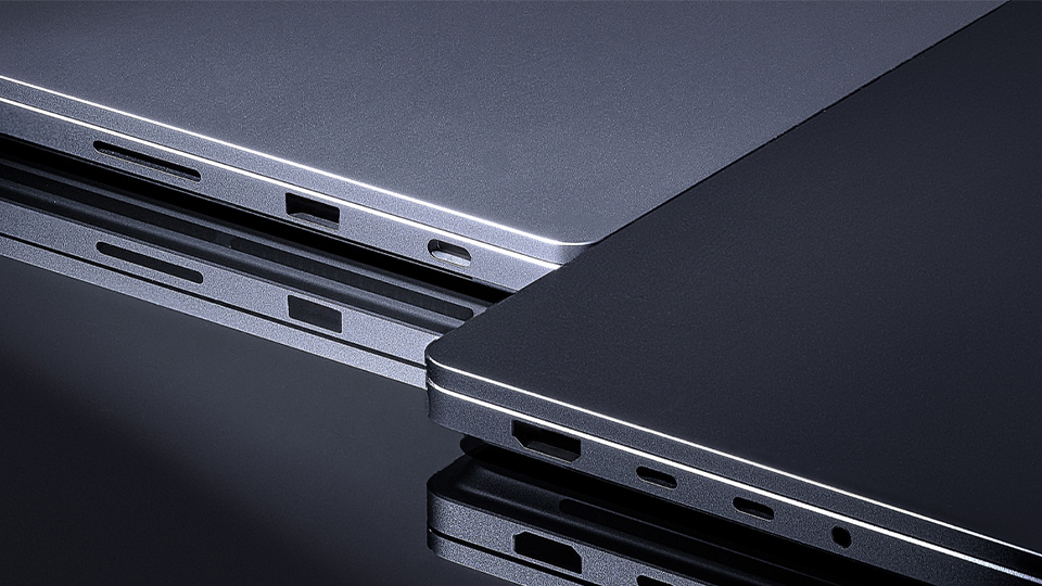 Microsoft Surface Laptop Ultra side components