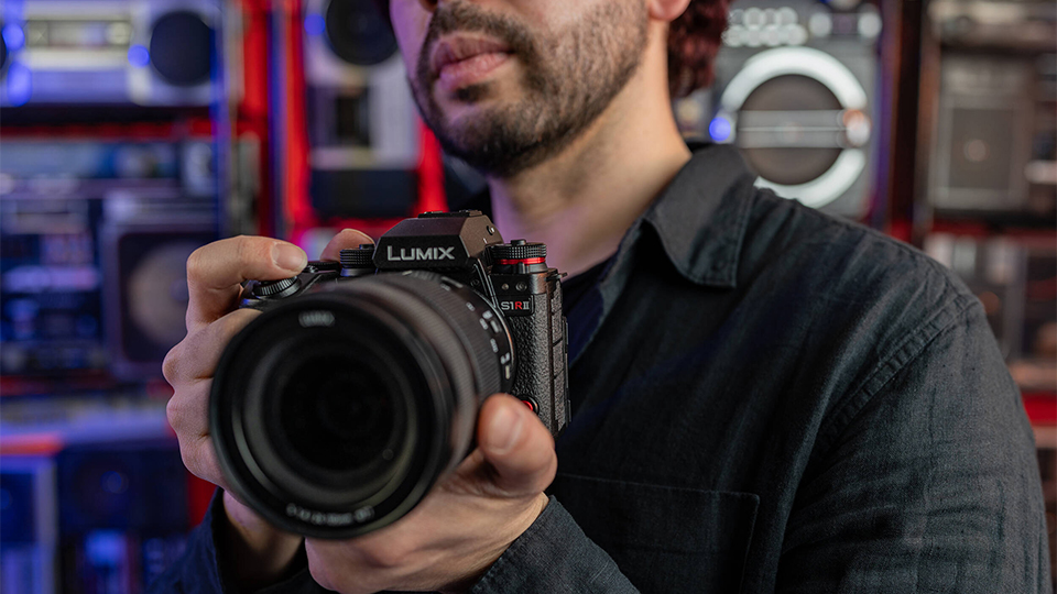 Panasonic LUMIX S1R II Mirrorless Camera