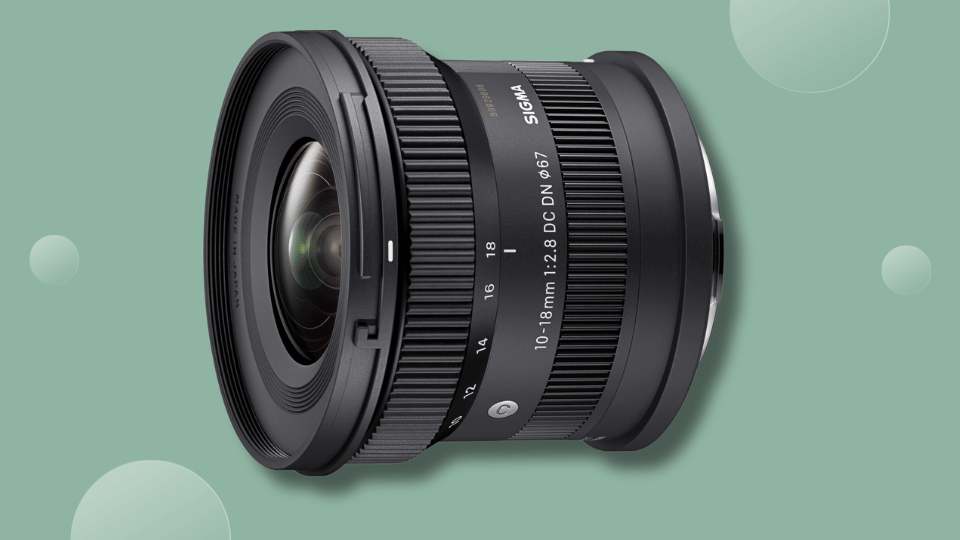 10-18mm f/2.8 DC DN Contemporary Lens 10-18mm f/2.8 DC DN Contemporary Lens