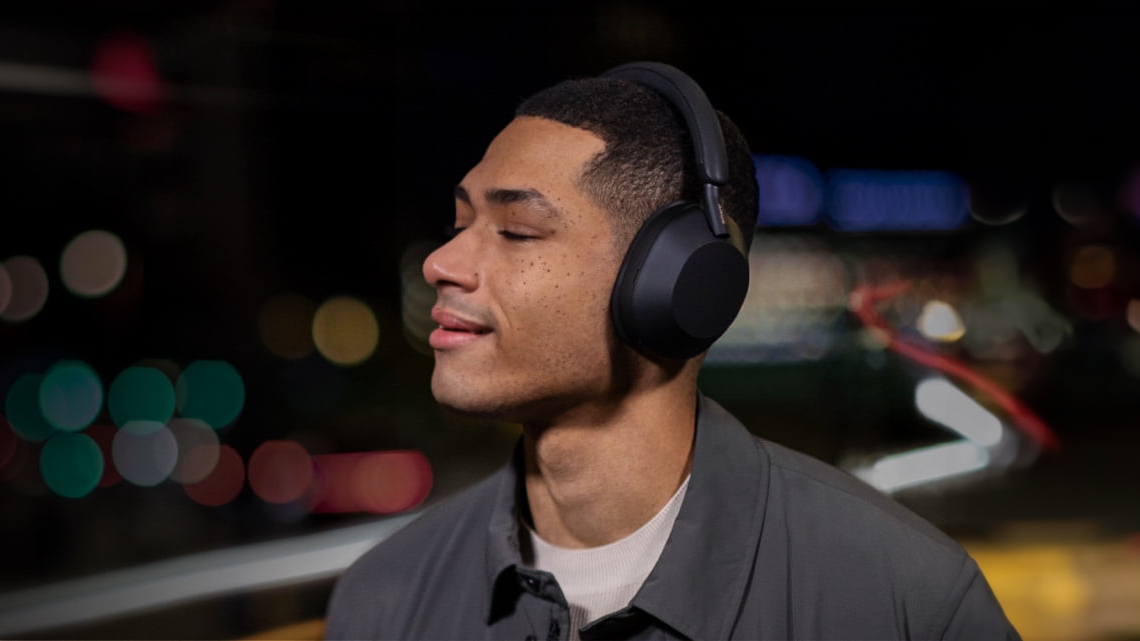 Sony WH-1000XM5 Headphones Sony WH-1000XM5 Headphones