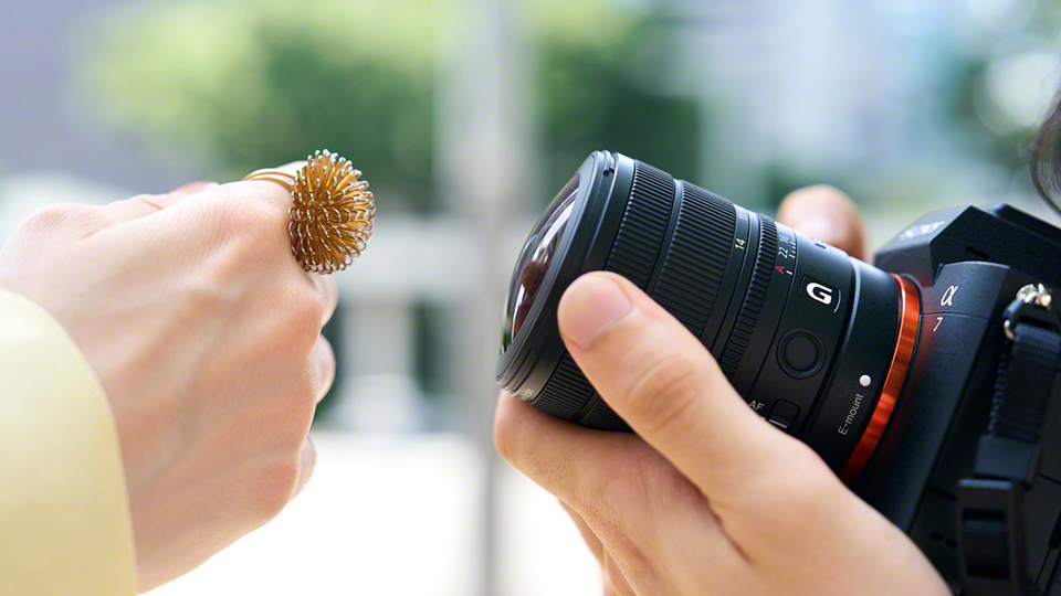 Sony FE 8-14mm f/3.5 G lens taking picture of ring