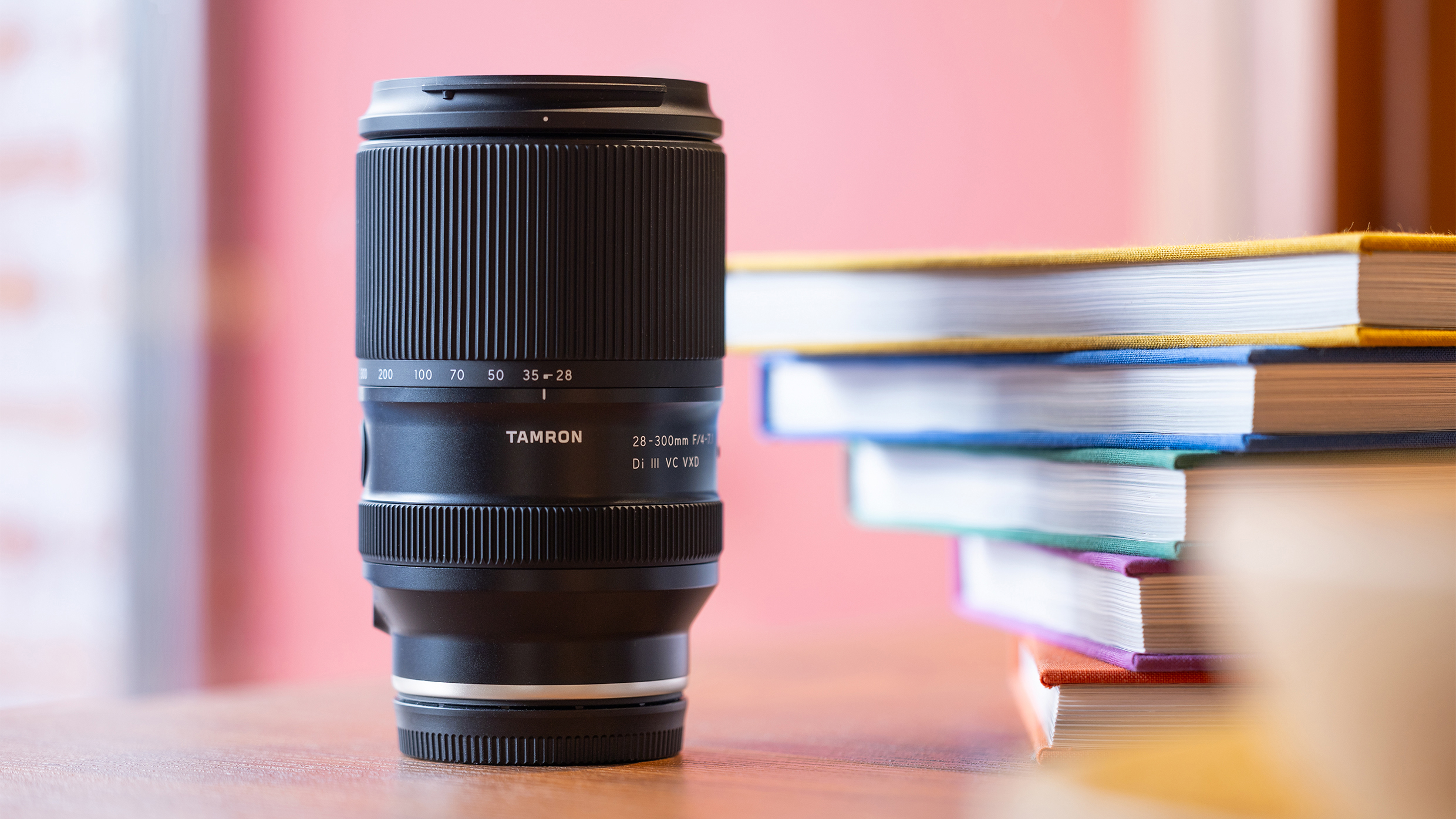 Tamron 28-300mm f/4-7.1 Di III VC VXD Tamron 28-300mm f/4-7.1 Di III VC VXD
