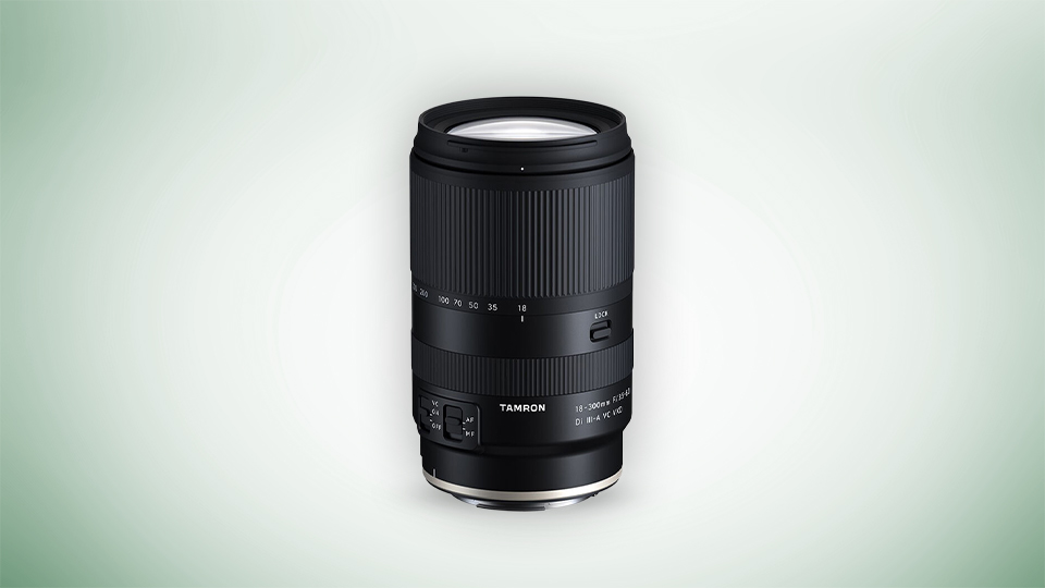 Tamron 18-300mm f/3.5-6.3 Di III-A VC VXD Lens Tamron 18-300mm f/3.5-6.3 Di III-A VC VXD Lens