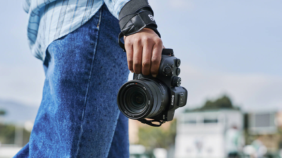 Sony RX10 V Digital Camera