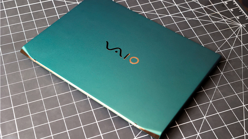 VAIO SX14-R Multi Touch Laptop VAIO SX14-R Multi Touch Laptop