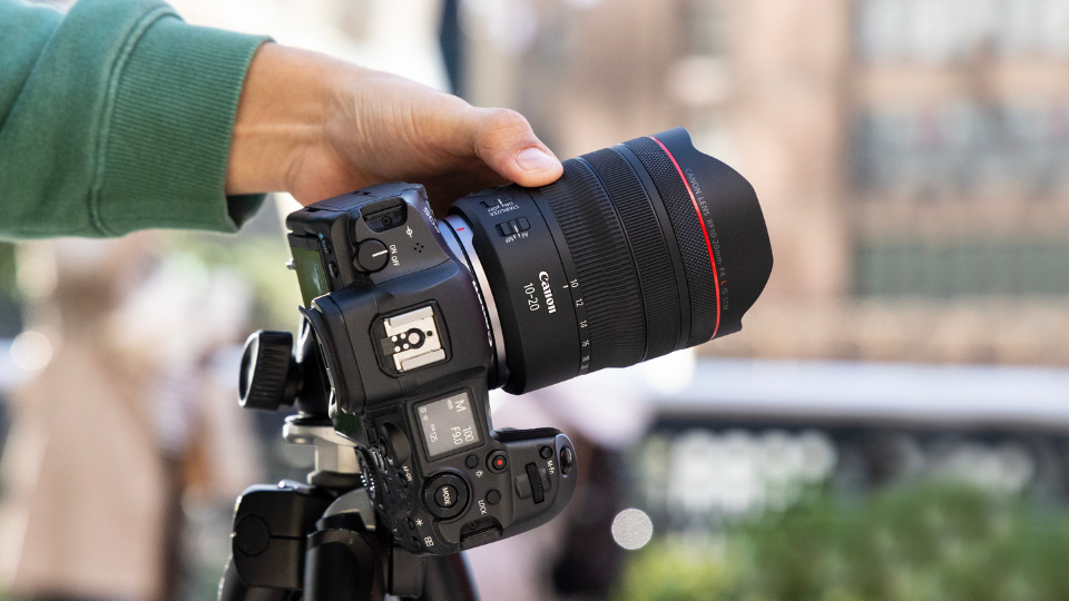 Canon RF 10-20mm f/4 L IS STM Canon RF 10-20mm f/4 L IS STM