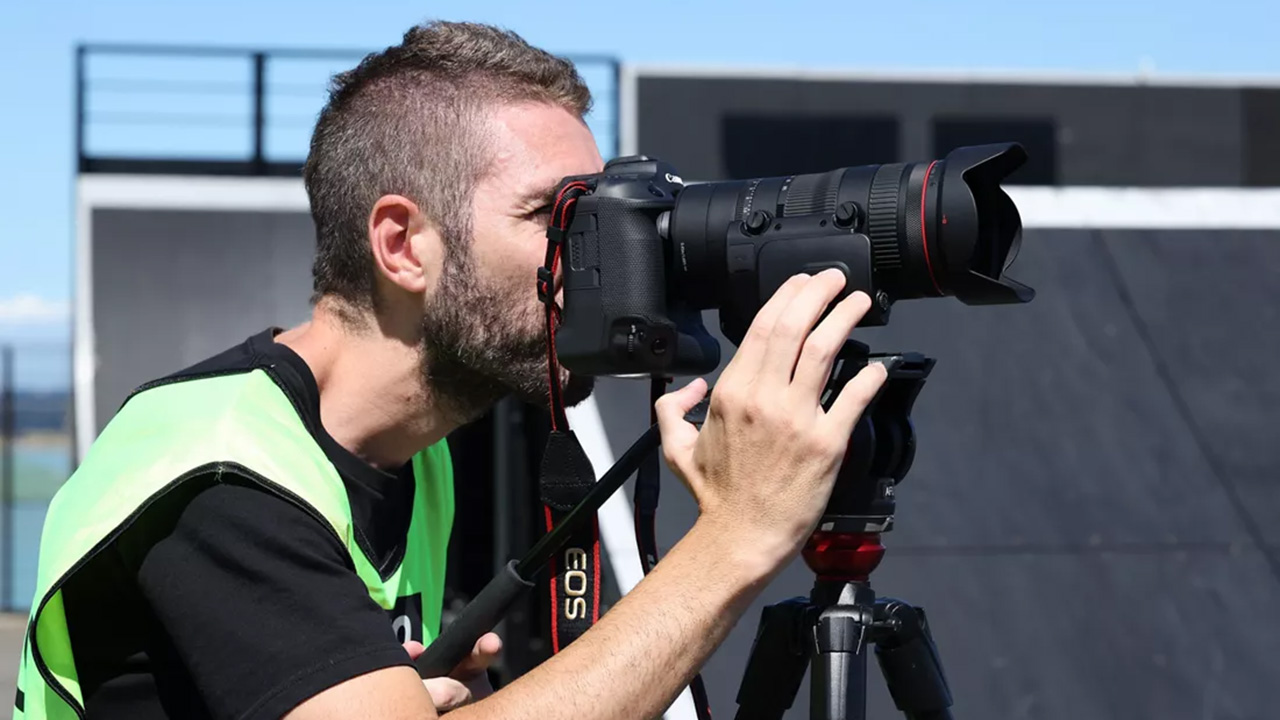 Canon’s RF 24-105mm f/2.8 L IS USM Z Lens is a world’s first, with its zoom range and aperture combination. It also supports optional Power Zoom Adapters that should make it an obvious choice for videographers.