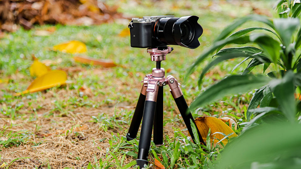 Fotopro FY-820 Free-1 Compact Aluminum Travel Tripod Fotopro FY-820 Free-1 Compact Aluminum Travel Tripod