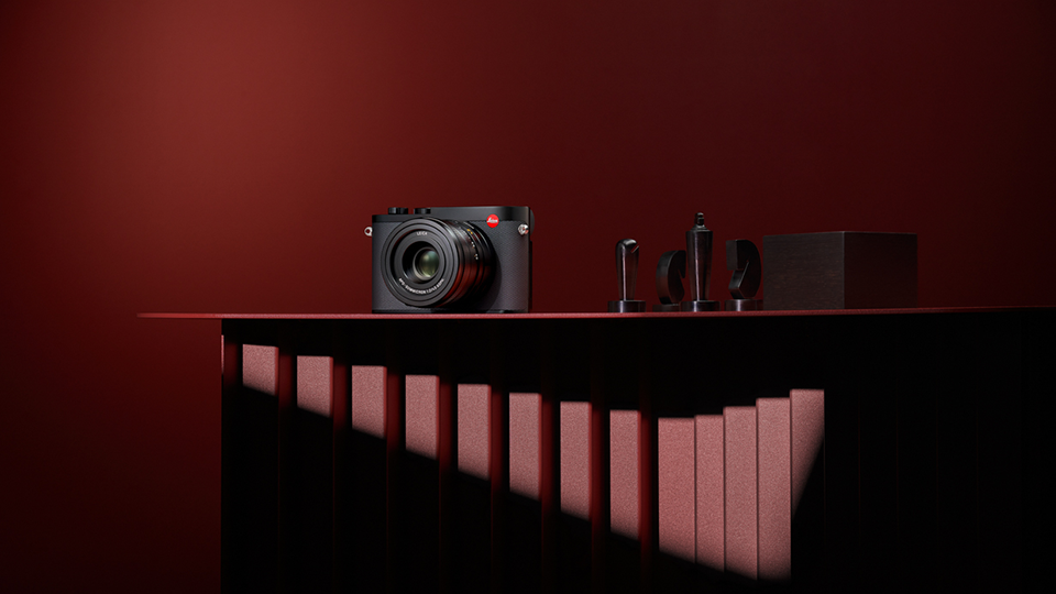 Leica Q3 43 Digital Camera