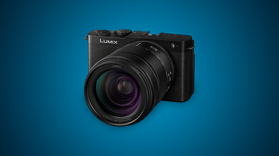 Panasonic Lumix S9 Mirrorless Camera with 28-200mm f/4-7.1 Lens