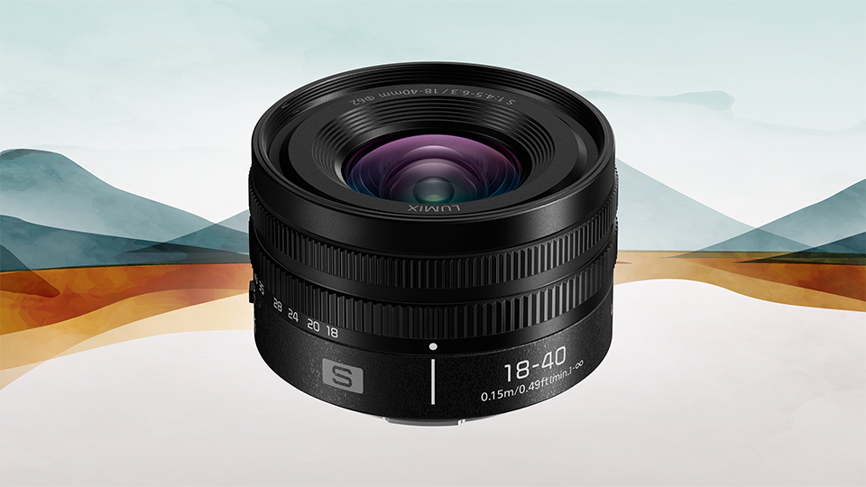 Panasonic Lumix S 18-40mm f/4.5-6.3 Lens