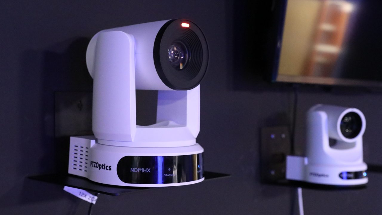 PTZOptics Move 4K SDI/HDMI/USB/IP PTZ Camera with 30x Optical Zoom PTZOptics Move 4K SDI/HDMI/USB/IP PTZ Camera with 30x Optical Zoom