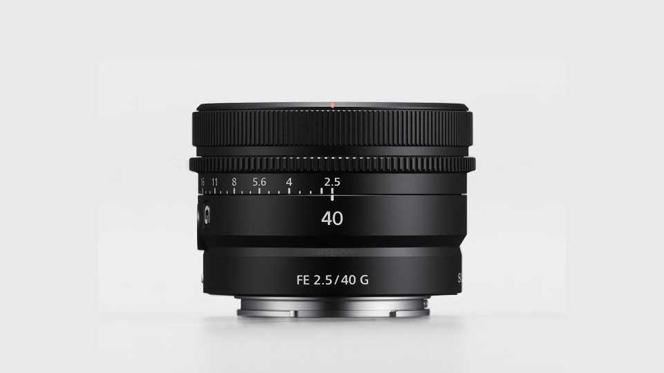 Sony FE 40mm f/2.5 G Lens | B&H eXplora