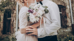 5 Unconventional Lenses for Wedding and Portrait Photography