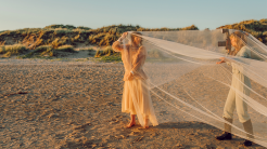 Illuminate Wedding Photographs with Versatile Outdoor Lighting
