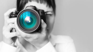 10 of the Best Photography Gifts for Mom